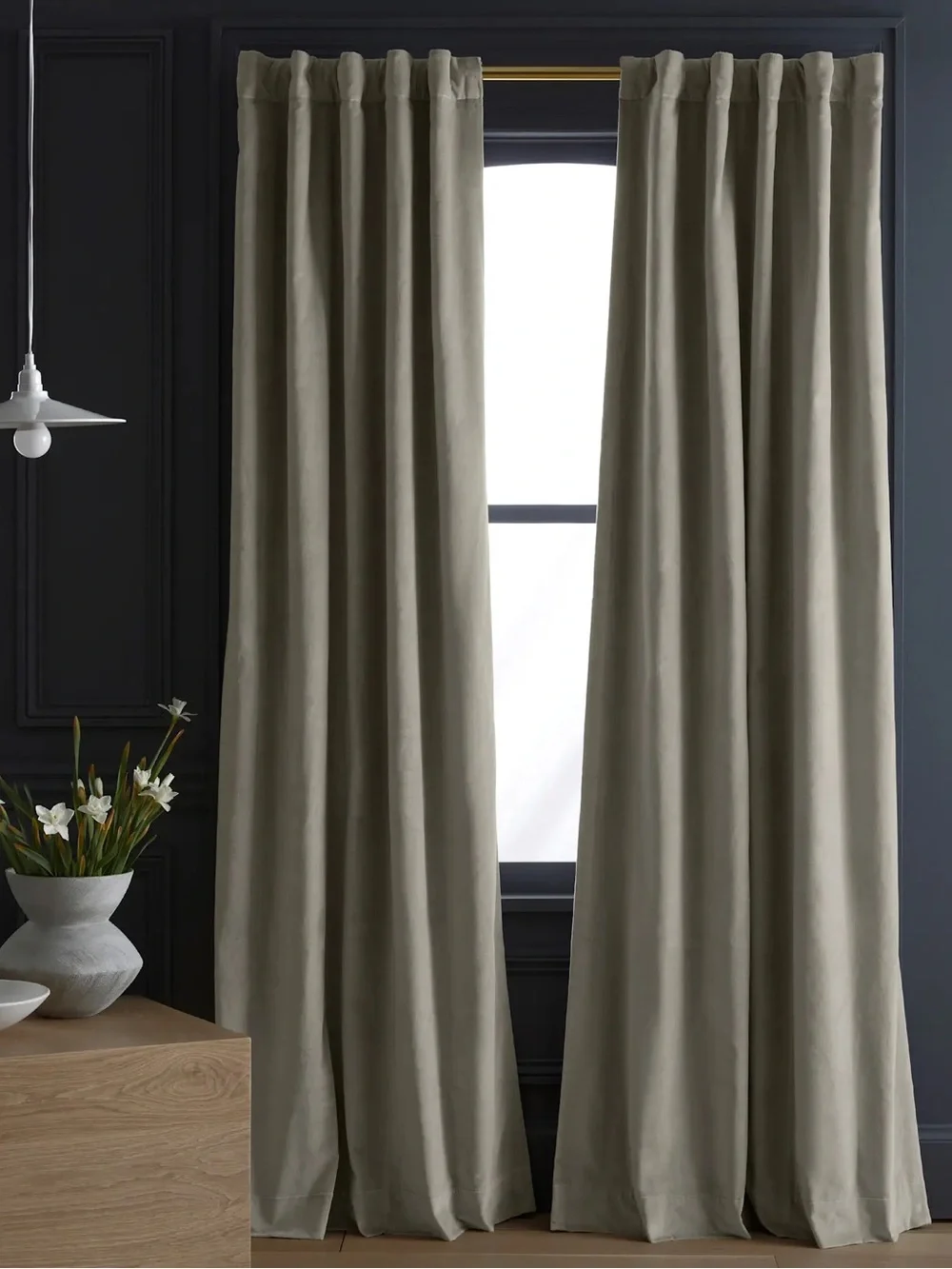 NWT QUINCE 1 48x108 Cotton Velvet True Blackout Curtain Light Grey 9781